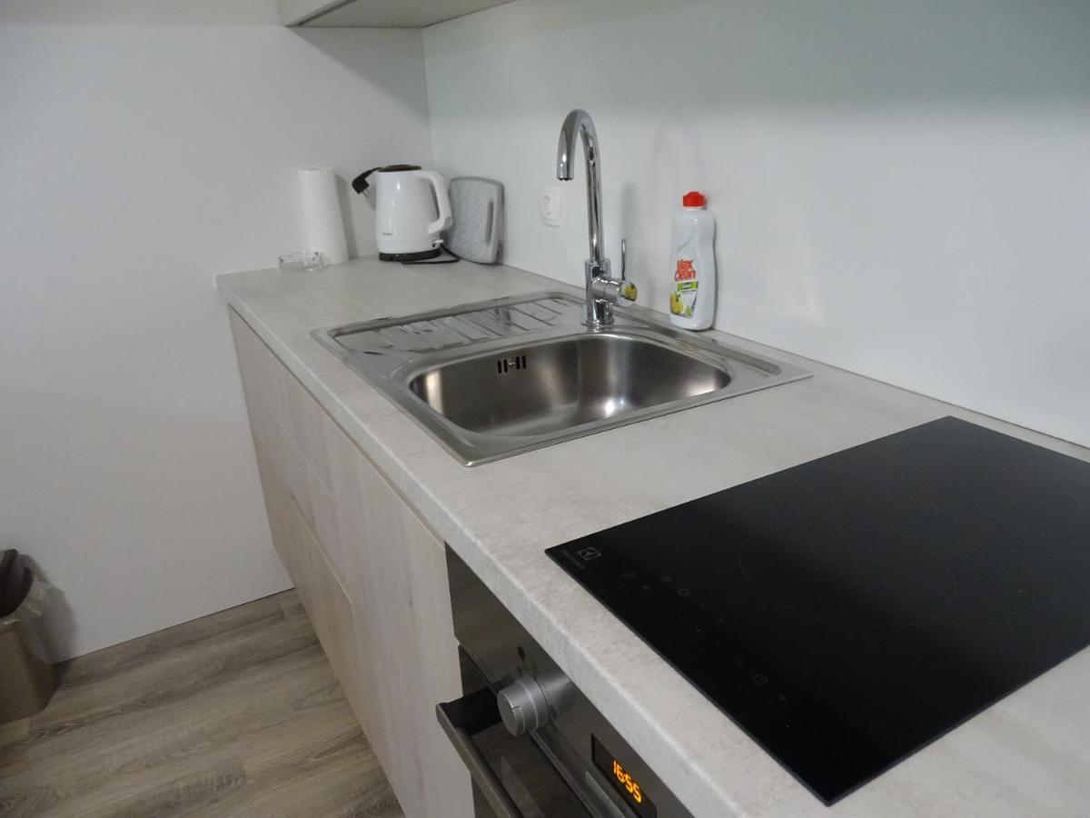 Ninas Apartments Мостар Екстер'єр фото