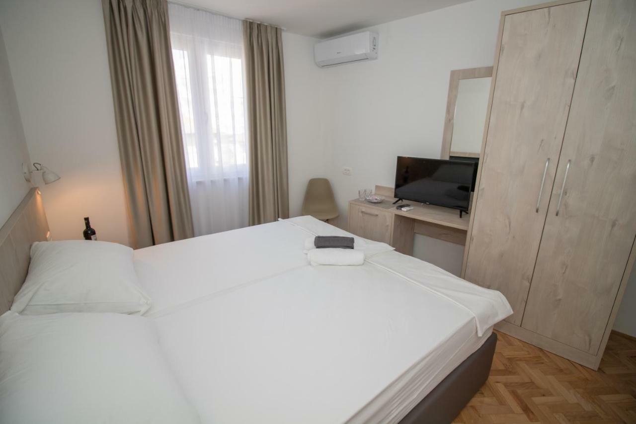 Ninas Apartments Мостар Екстер'єр фото